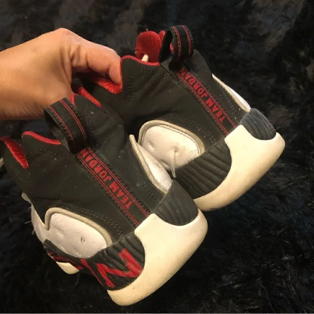 JORDAN jumpman team 2 Chicago home mid top shoes sneakers men’s 12